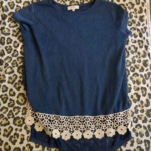 Lace detail swing top